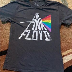 Pink Floyd shirt